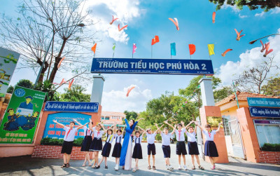 Hội thi kể chuyện chào mừng ngày Nhà giáo Việt Nam 20/11